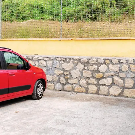 Spiagge-ciclabile Parcheggio E Giardino Privato סנרמו