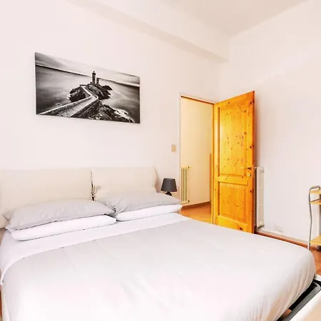 Spiagge-ciclabile Parcheggio E Giardino Privato * סנרמו