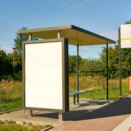 Spiagge-ciclabile Parcheggio E Giardino Privato סנרמו